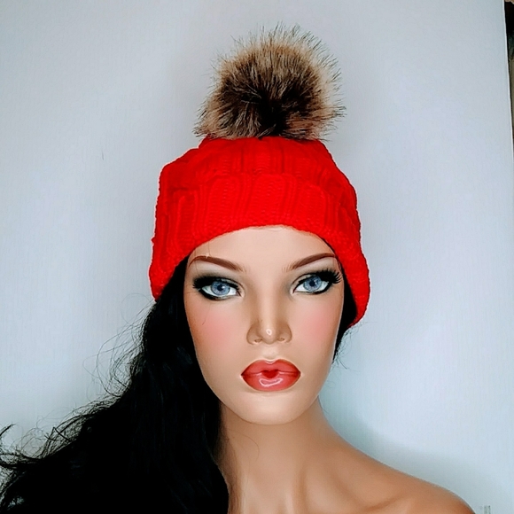 Red Cable Knit Beanie - Picture 3 of 3